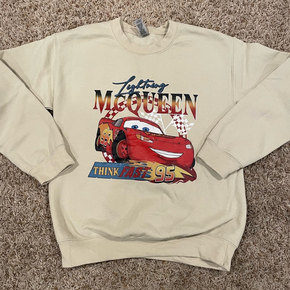 Vintage Lightening McQueen Pixar Cars Crewneck Sweatshirt. Size Small